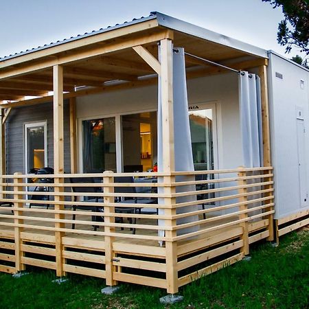 Adrijela Mobile Home Jezera Zewnętrze zdjęcie