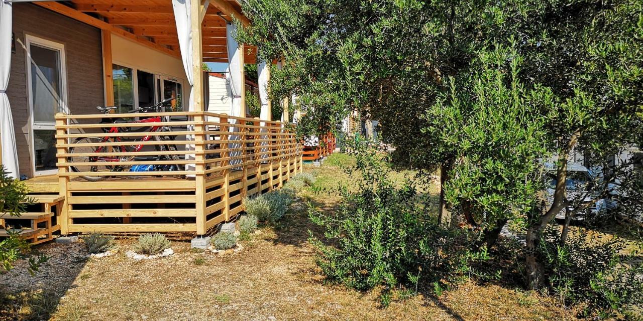 Adrijela Mobile Home Jezera Zewnętrze zdjęcie
