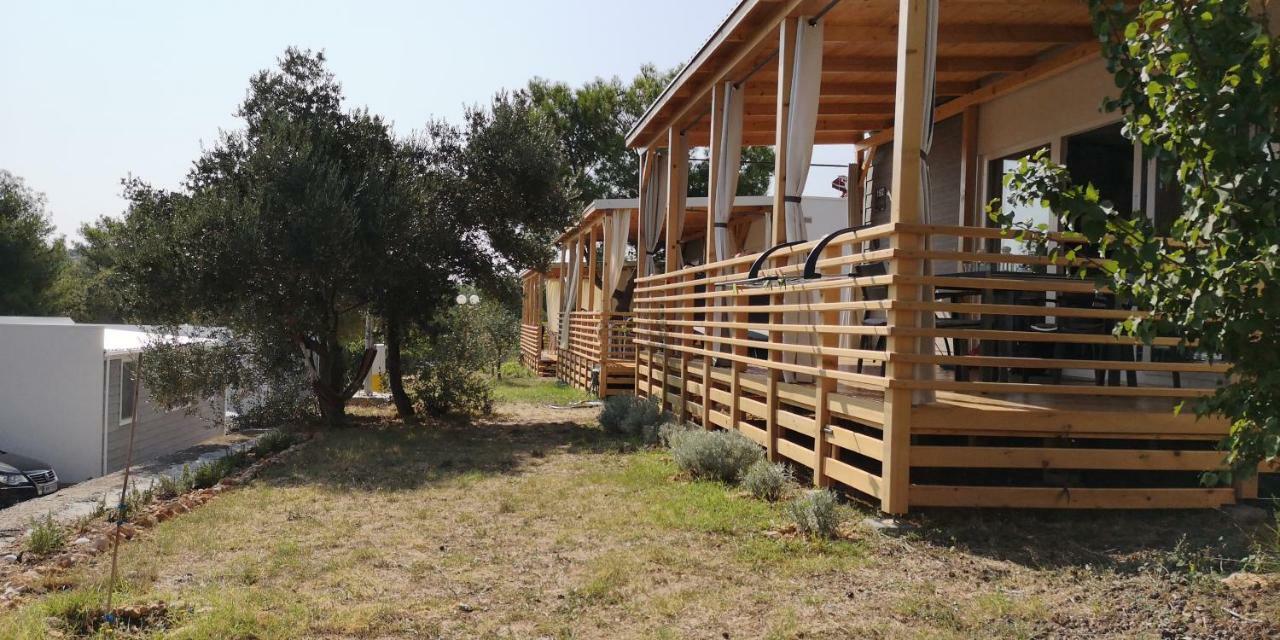 Adrijela Mobile Home Jezera Zewnętrze zdjęcie